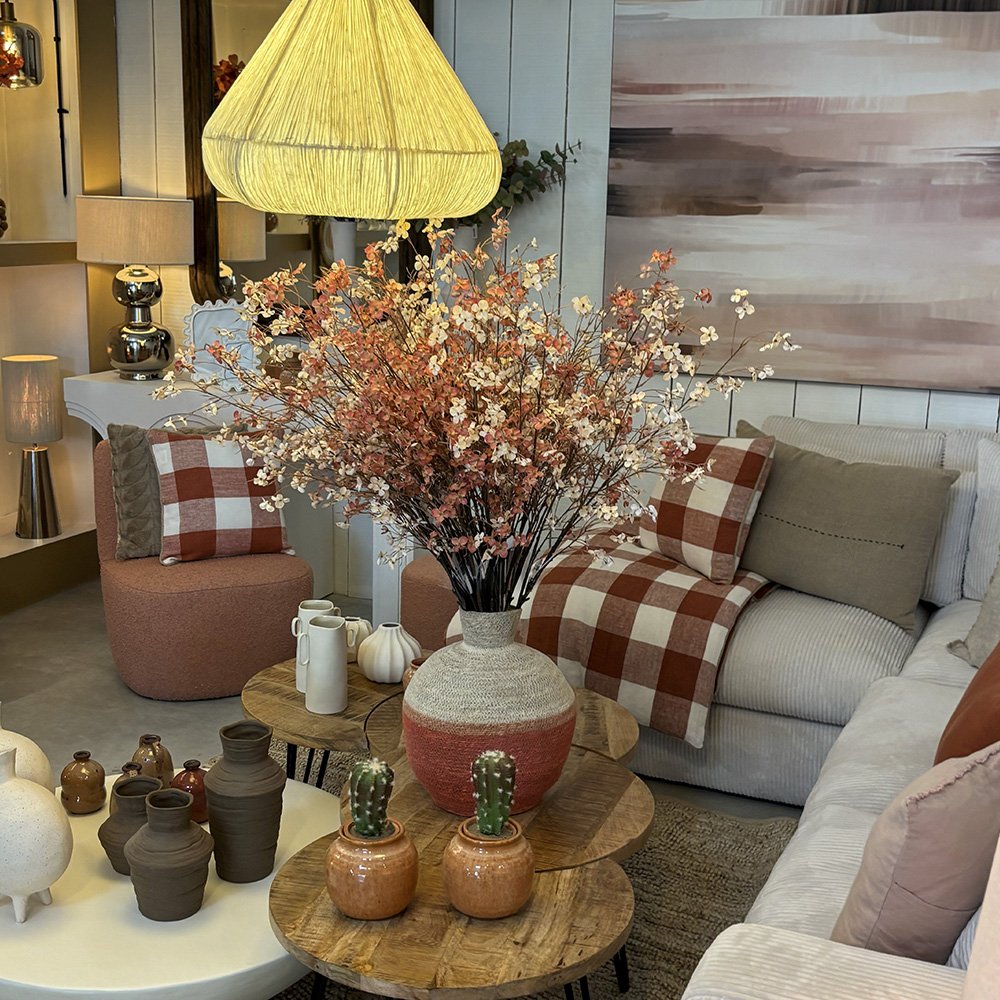 ambiance-rose-rouge-un-jour-une-maison-table