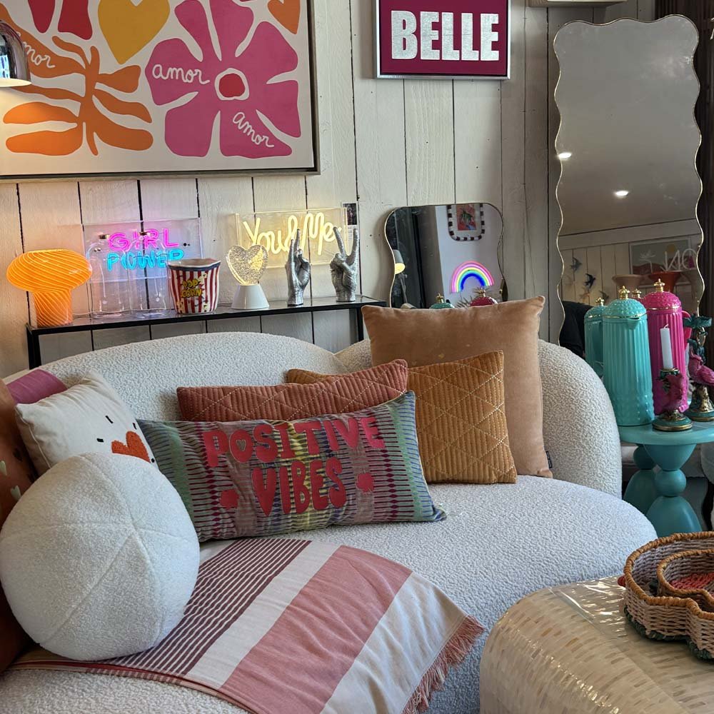 la-bibelotiere-la-suite-miroir-plaid-lampe-a-poser